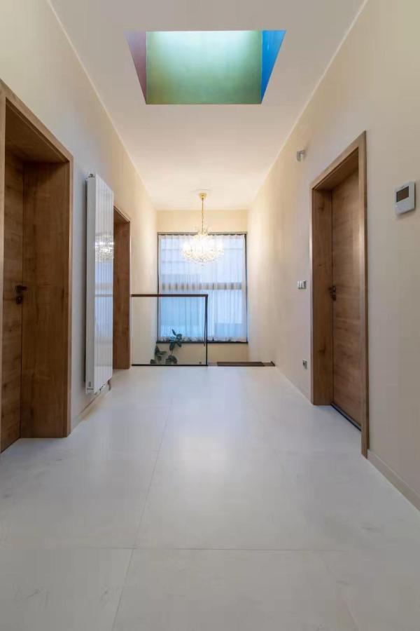Yipin Villa Prag Exteriör bild