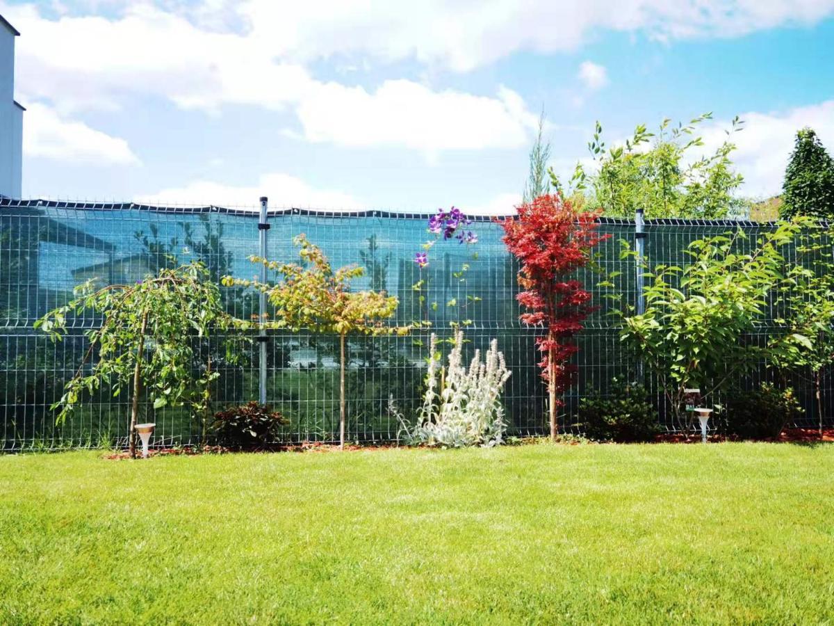 Yipin Villa Prag Exteriör bild